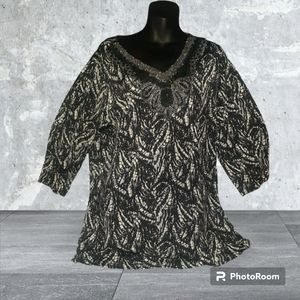 Womens size 14/16 Dress Barn Shirt.